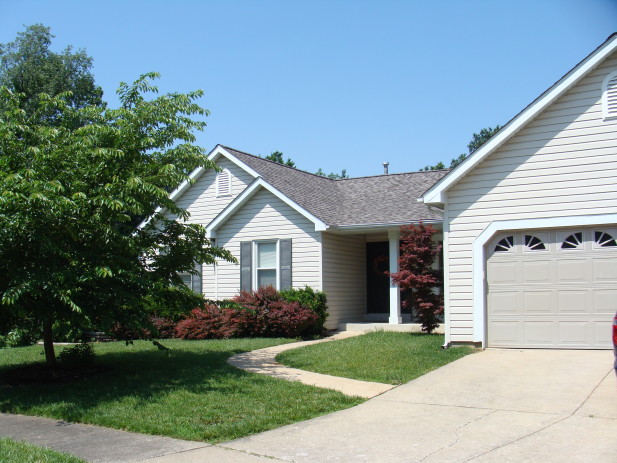 Before Roof, Florissant, MO, Certainteed Mission Brown